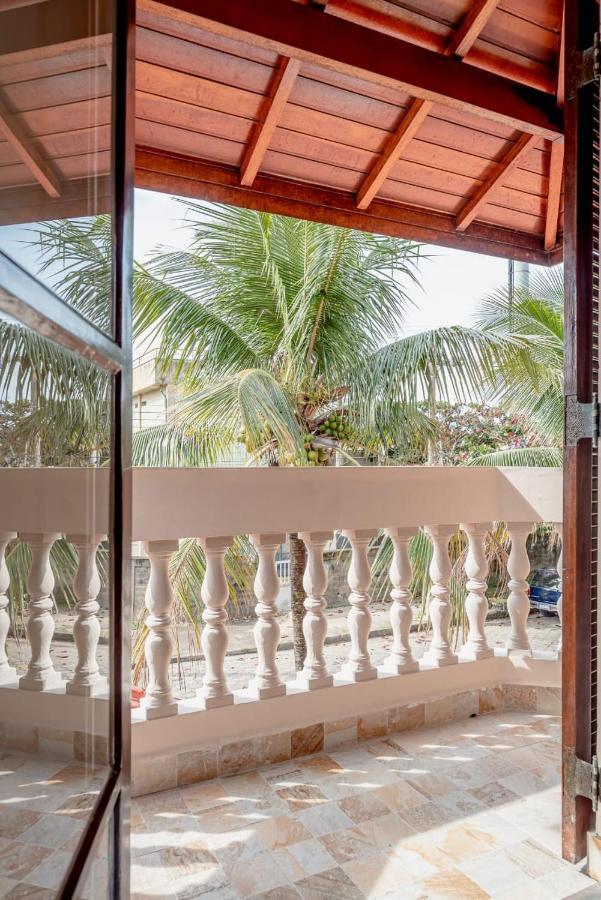 Pousada Oasis Peruíbe エクステリア 写真
